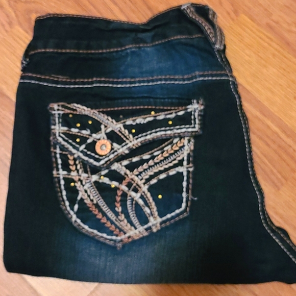 AYRIA BLUE STONEWASH JEANS - Picture 3 of 6